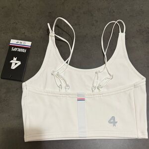 FOURLAPS Poise Longline Bra Basic White Women's Size XS NWT Run Low Impact